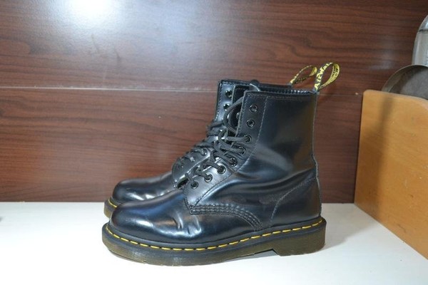 Women Dr. Martens Boots Black Leather 38