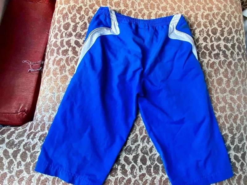 Lot: Pantacourt Adidas. + t-shirt pour 10ans - Photo 4/4