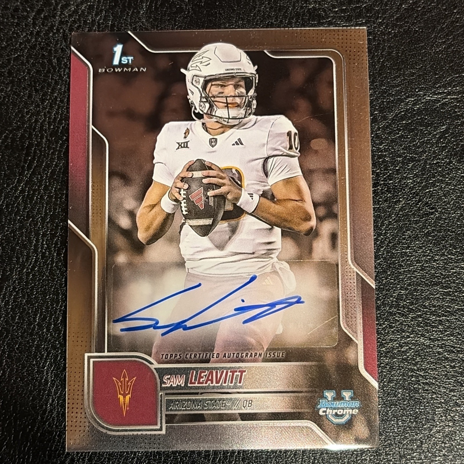 2025 Bowman University Chrome - Chrome Autographs Sam Leavitt #BCA-SL (AU, RC)🔥