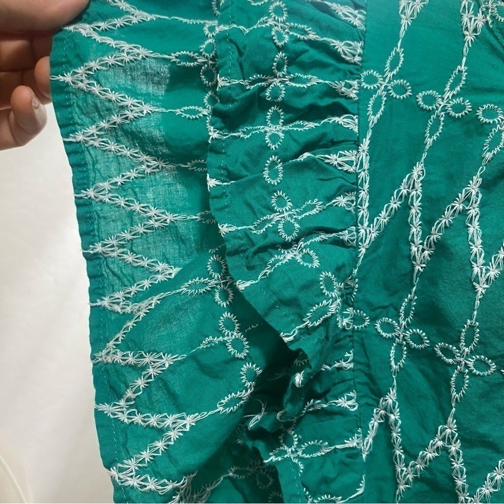 Universal Thread Green with White Thread Stitchin… - image 4