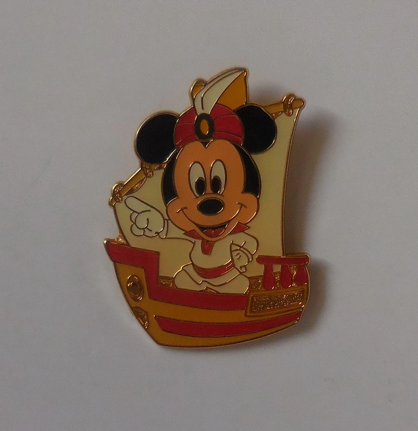 Disney Pin Japan TDS Tokyo DisneySea Game Prize Mickey Sailing Pin