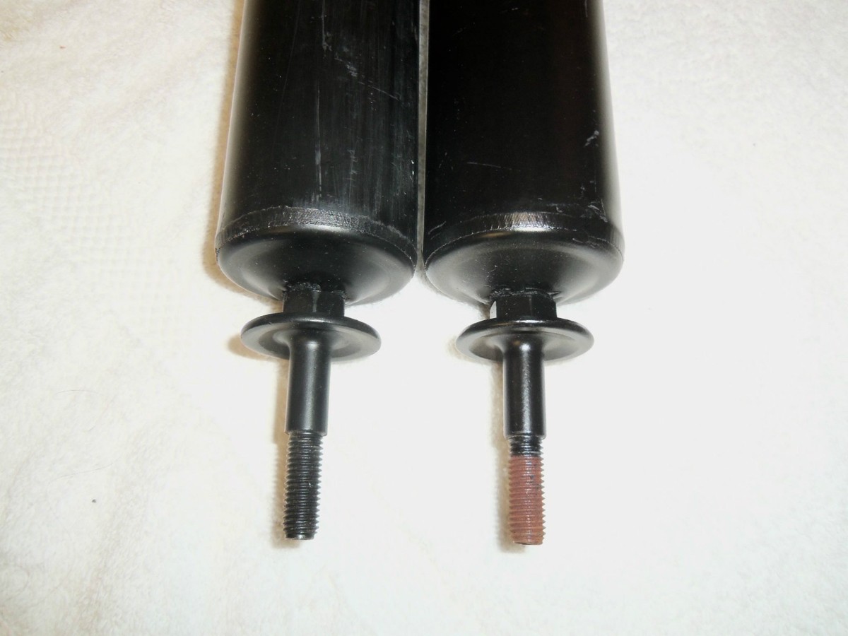 FORD E250, E350 Rear Shocks (2) F5UZ-18125-A -NEW Motorcraft FORD E250, E350 Rear Shocks (2) F5UZ-18125-A -NEW Motorcraft