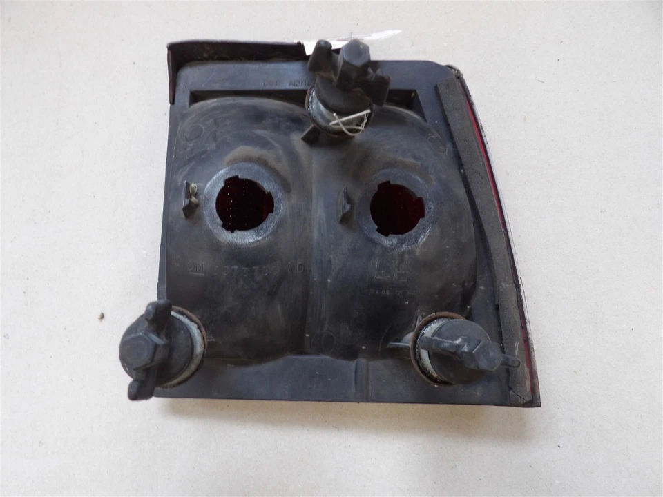 LH DRIVERS SIDE TAILLIGHT ASSEMBLY OLDSMOBILE FIRENZA 1982-84 4 DR SEDAN chrome - Image 3 of 4