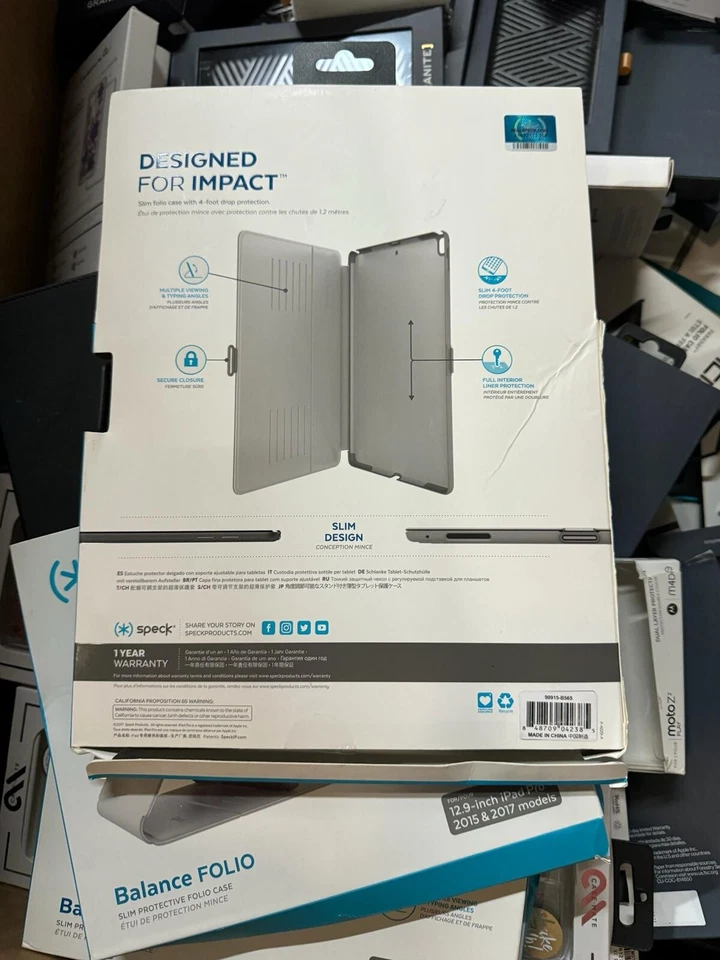 Speck Case Balance for iPad 12.9 Pro Gen 1. 2015 & 2017 Models. Black/Grey NEW - Image 3 of 4