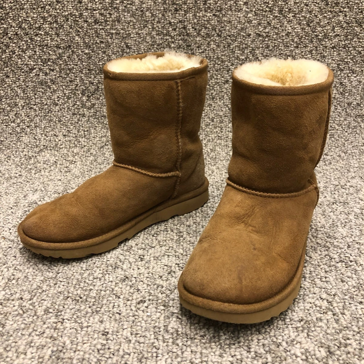 Ugg Kids Boots Sz 4 Brown Suede Pull up SN 1017715K eBay