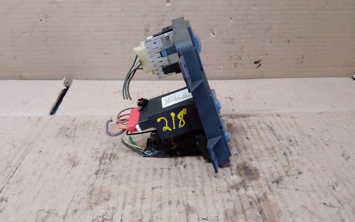 1997 CHEVROLET S10 BLAZER DASH MOUNTED HATCH , DEFROST, REAR WIPER SWITCH ASSY. - Picture 2 of 5