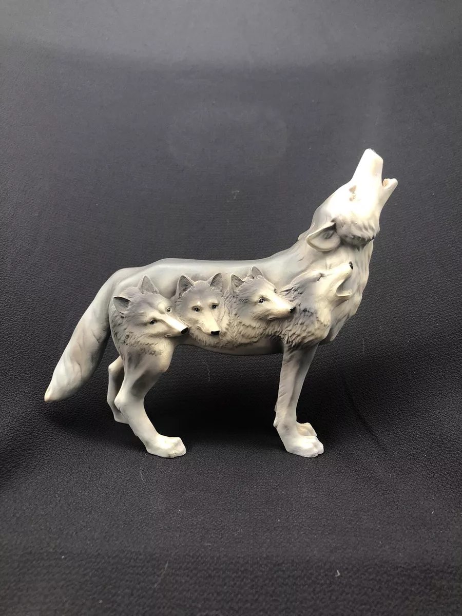Call Of The Wolf Figurine Four Wolves Westland Giftware WG 14134