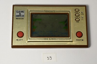 Vintage Boxed Nintendo Game And Watch electronic console Parachute