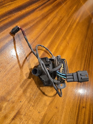 93-95 Toyota Pickup 4runner 22re OEM Igniter Coil Assembly 89620-35310 P8729b234 - Picture 5 of 9