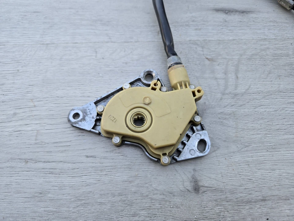 98-03 JAGUAR XJ8 XJR XK8 VANDEN PLAS NEUTRO INTERRUPTOR DE SEGURIDAD SENSOR LJA6201AD OEM Foto 4 de 4