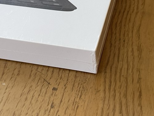 Apple Smart Keyboard Folio for 11-inch iPad Pro - BRAND NEW/UNOPENED - Picture 6 of 6