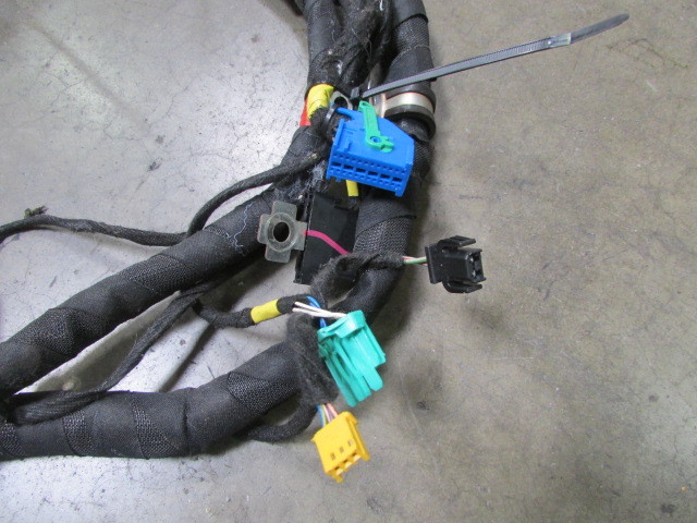 Maserati Quattroporte, Dash Wiring Harness, Used, P/N 223481