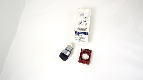 INTERRUPTOR SELECTOR GENERAL ELECTRIC P9CSMZ0N PERILLA NO ILUMINADA NUEVO EN CAJA - Imagen 2 de 3