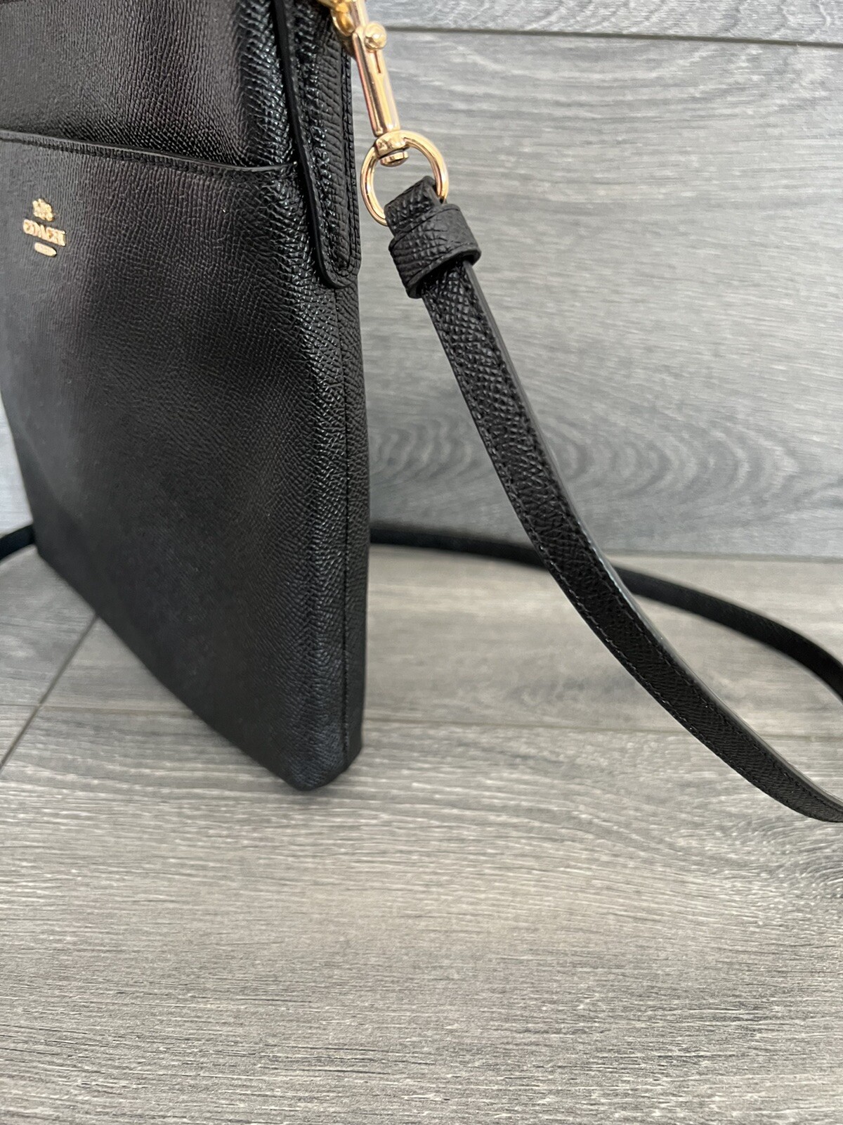 COACH Crossgrain Messenger Crossbody Bag Black Color Gem