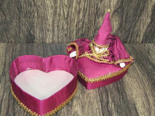 Vintage 1980’s Small Odd Porcelain Circus Clowns 5" Lot of 3 Collectibles - Picture 7 of 20