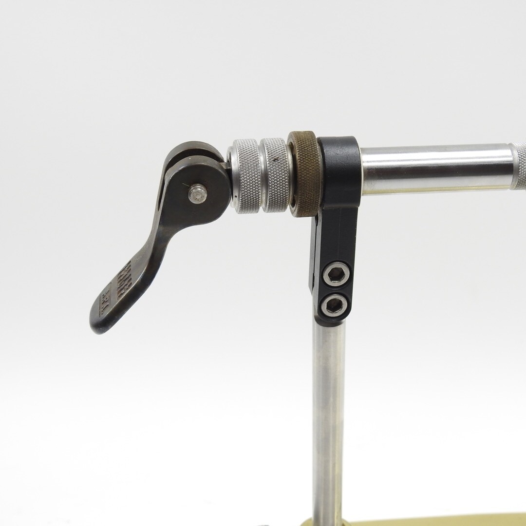 HMH API バイス HMH | API Standard Vise - Classic Tackle Purveyor