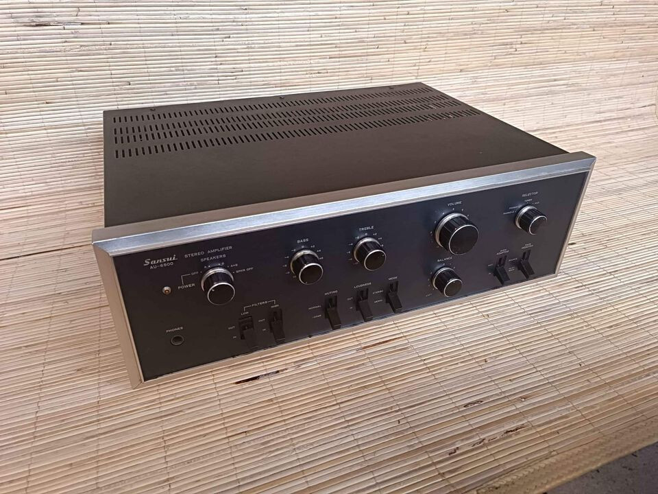 USED SANSUI AU-6500 AMPLIFIER VINTAGE RETRO AUDIO SOUND HAVE