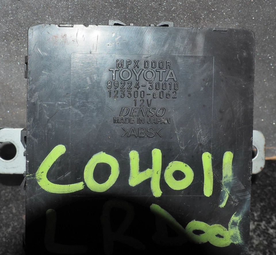 1998-2001 Lexus GS300 GS400 GS430 Multiplex Network Control Module Computer BCM - Image 2 of 4