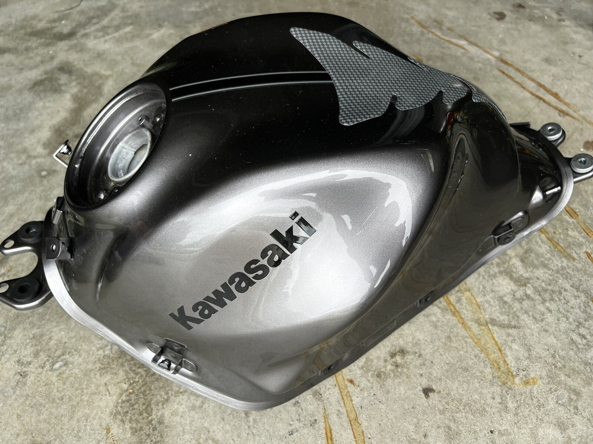 カワサキ パッカブル川ダウンベスト kawaski ブラック LL カワサキパーツ/ウエア＆グッズオンラインショップカワサキ