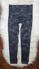 SPANX Look At Me Now Camouflage Seamless Leggings Women's Size Large 25" inseam