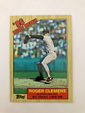 1986 Topps ROGER CLEMENS Record Breaker #1  Error on red banner under Clemens