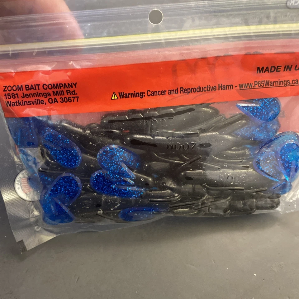 Zoom 3.5” Ultravibe Speed Craw Black Blue 12 Pack - Image 4 of 4