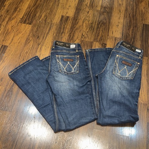 Women’s Wrangler Retro Mae MidRise Bootcut Jeans 7x34 NWT 2 Pair