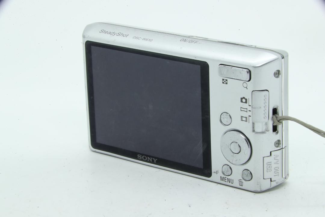 SONY Cyber Shot DSC-W610 Silver Digital Camera 4x Zoom 14.1MP
