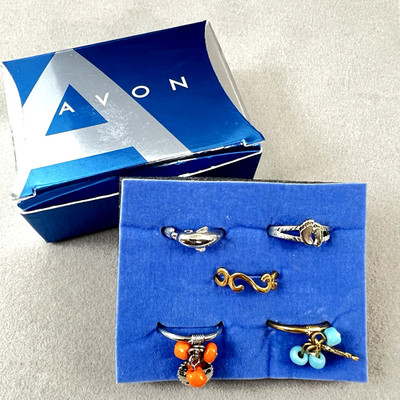 Avon Fun In The Sun Toe Ring Set Dangle Sea Horse Sand Dollar Dolphin VTG 2004