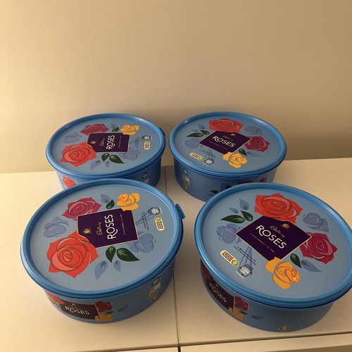 Bañeras de chocolate de plástico vacías Cadburys Rosas Quality Street - Usadas limpias buen estado - Imagen 2 de 4