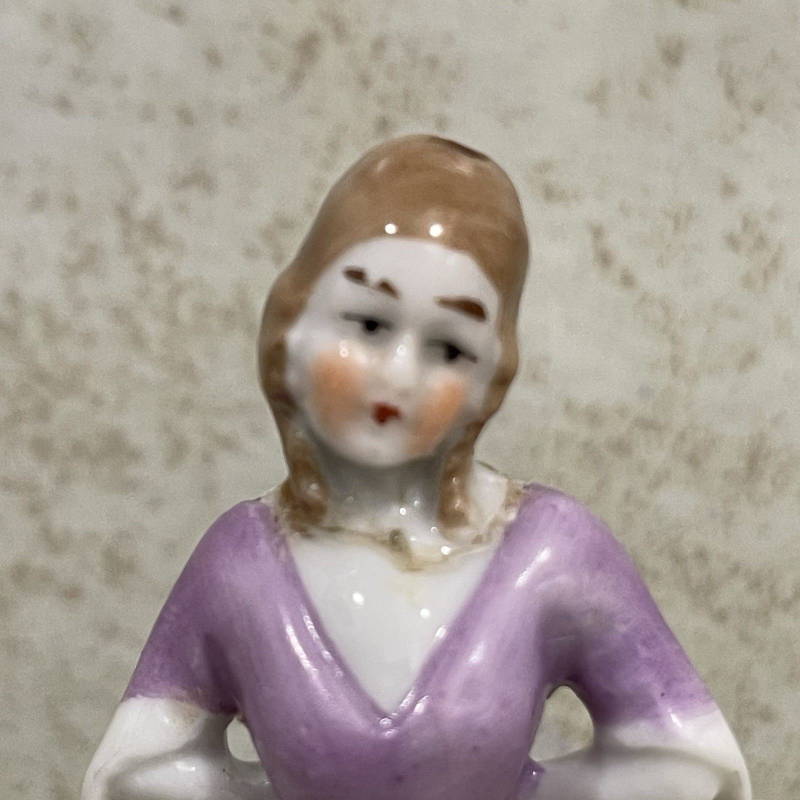 Vintage Porcelain Lady Crumb Half Doll Brush Whisk Broom 5” REPAIRED READ