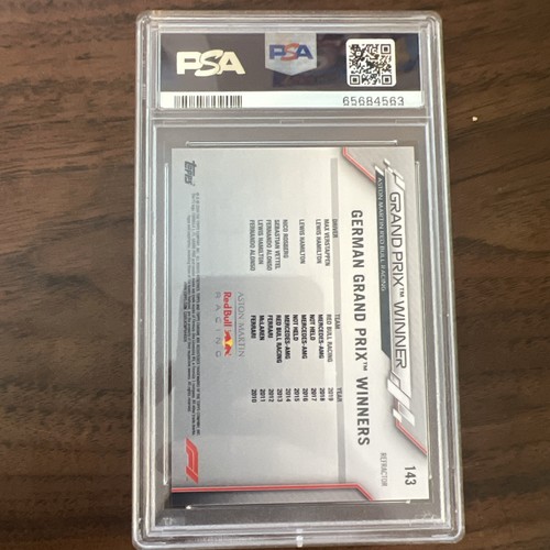 Max Verstappen 2020 Topps cromo Fórmula 1 F1 refractor #143 PSA 10 GEMA COMO NUEVO - Imagen 2 de 2