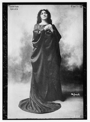Photo:Bertha Kalich Portrait c1920s
