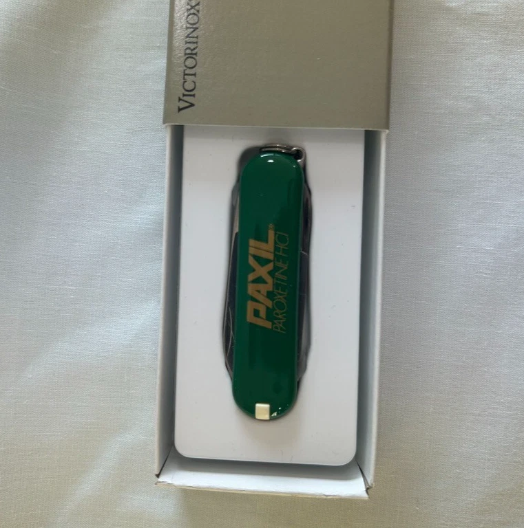 Victorinox 瑞士军口袋刀 – Paxil Pharma 促销 – 全新带盒 - 8 件使用 — 第 3/4 张图片