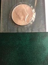 1976 S 40% SILVER UNCIRCULATED KENNEDY HALF STILL IN MINT CELLO L@@K
