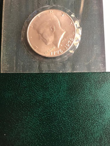 1976 S 40% SILVER UNCIRCULATED KENNEDY HALF STILL IN MINT CELLO L@@K - 第 1/2 張圖片