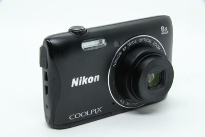 【極美品】Nikon COOLPIX S3700 ブラック　新品級！ Nikon COOLPIX S3700 Black 8x Zoom 20.1MP Compact Digital Camera Wi