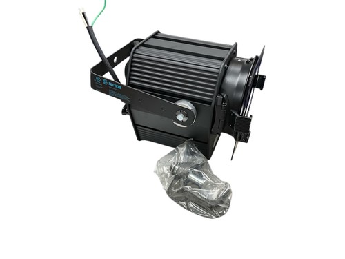 M12081 Strand Fresnelite 6" Stage/Studio Fresnel Light 1000W - Picture 5 of 6