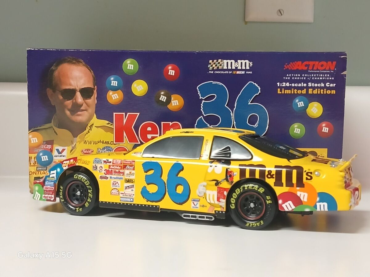 2001 Action Ken Schrader M&Ms Nascar #36 Grand Prix Limited 2001 Action Ken Schrader M&Ms Nascar #36 Grand Prix Limited