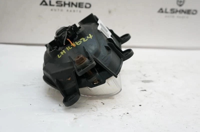 2010 Kia Forte Driver Left Front Fog Light 922011M310 OEM - Image 4 of 4