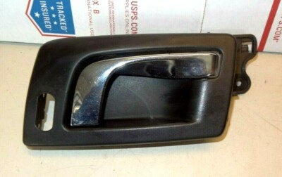 03 04 05-07 Cadillac CTS SRX Front Driver Interior Door Handle Silver 25707889 
