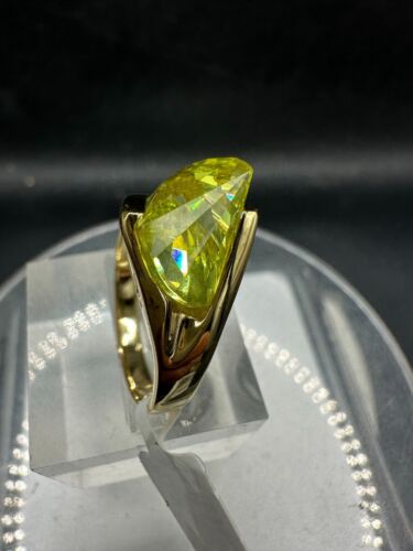 Peridot gold ring cocktail sterling silver green cz - Picture 3 of 9