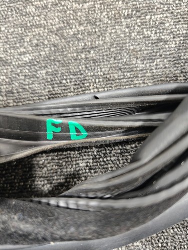 BMW 5 SERIES F10 F11 FRONT DOOR GASKET SEAL RUBBER LEFT OR RIGHT 7182270 - 第 9/12 張圖片