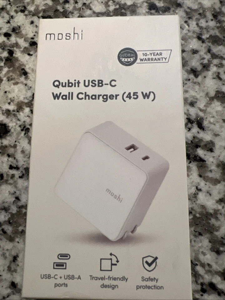 Cargador rápido de pared Moshi 45W doble USB-C USB-A para iPhone iPad Android Foto 2 de 4