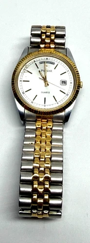 Vintage Men’s Seiko Pulsar Quartz Watch, New Battery V544-8A00 Two Tone Day Date