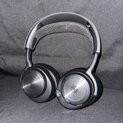 SteelSeries Arctis Nova Pro Wired Over-Ear Headphones Black HS-00022 -READ DESC