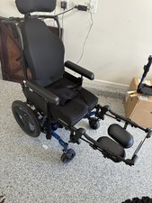 Kit Mobility Focus CR electric Wheelchair w/ Headrest, Elevating legs.