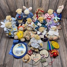Large Lot of Muffy Vanderbear and Hoppy VanderHare Plush Animals and Acessories