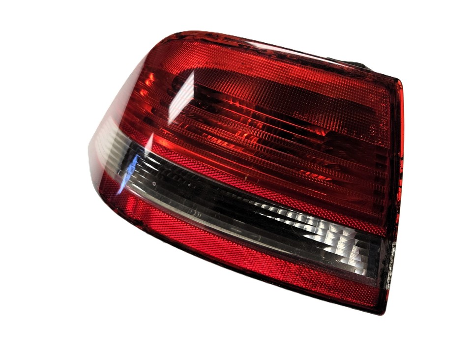 03 04 05 06 07 SAAB 93 Tail Light Assembly Left Driver Side Brake Lamp