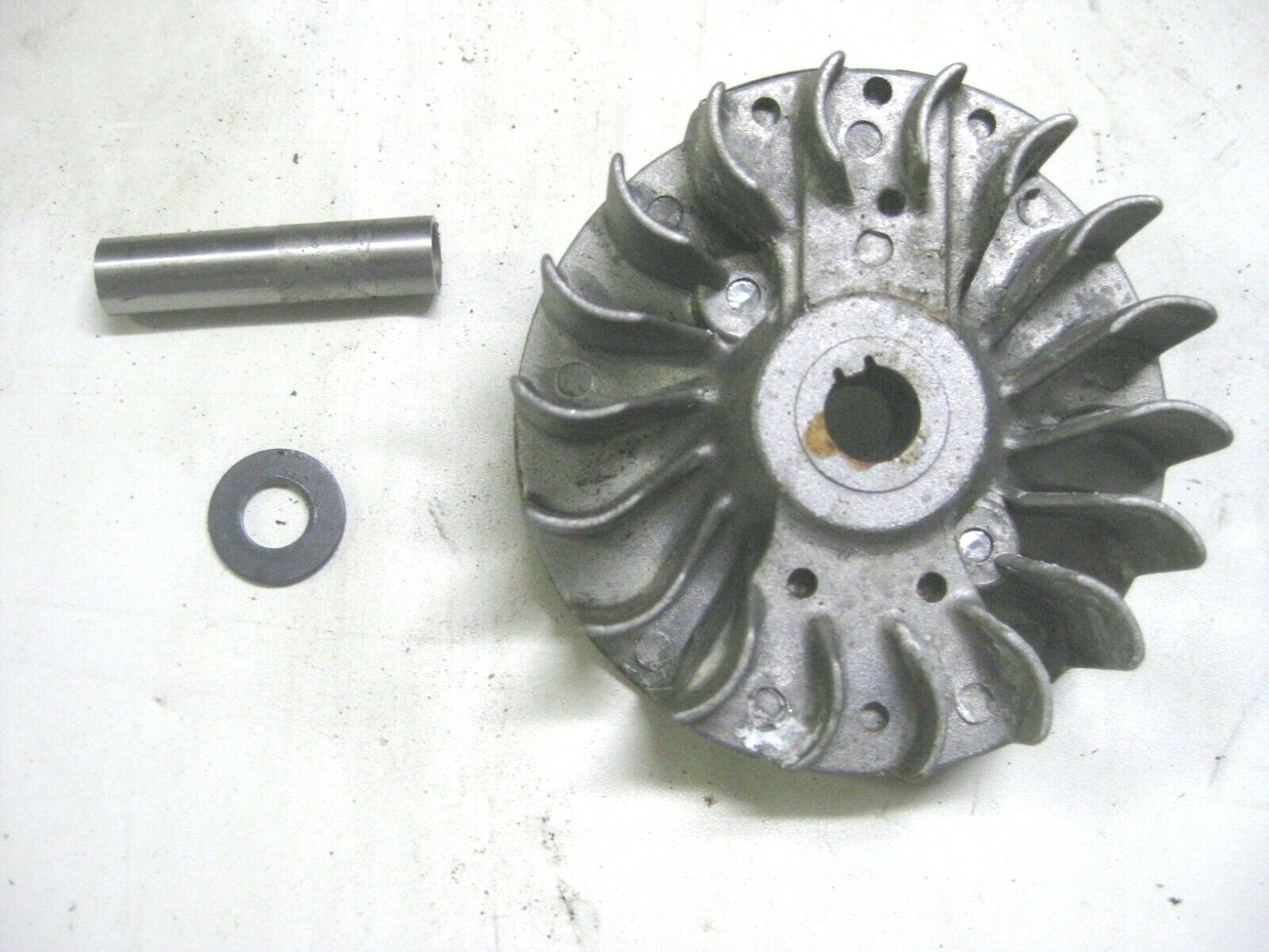 Homelite Trimmer UT33650 UT33650A UT33650B Flywheel Assembly Part